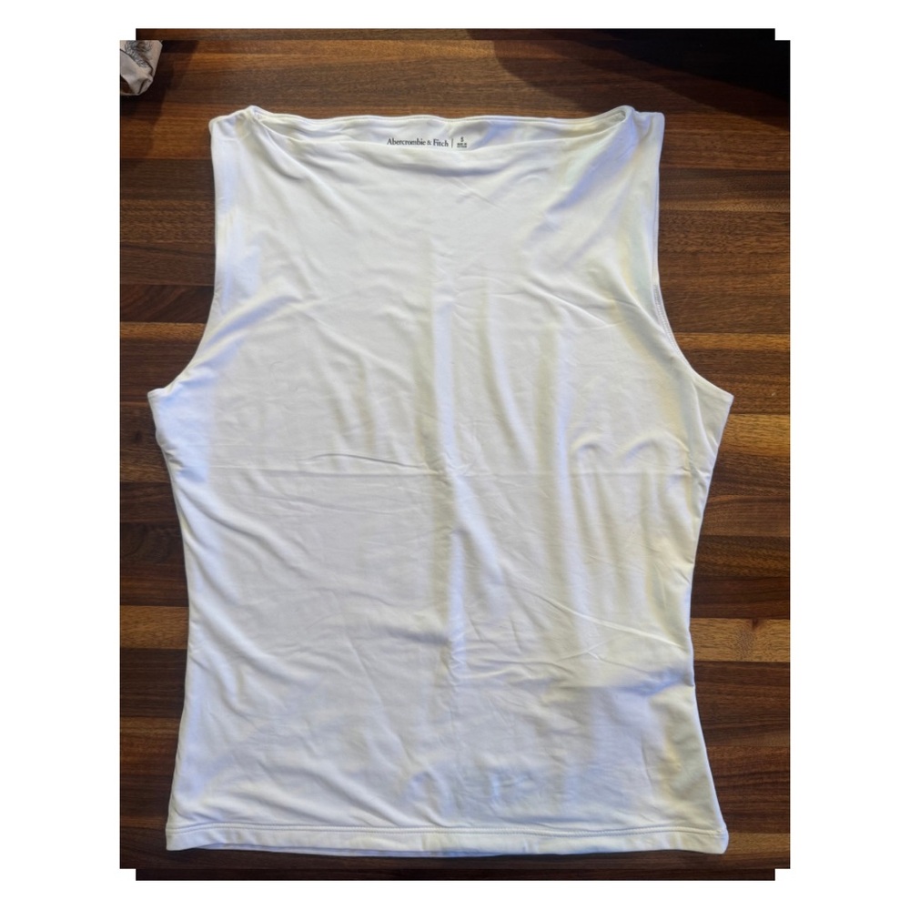 Abercrombie & Fitch matte seamless top - Picture 3 of 4